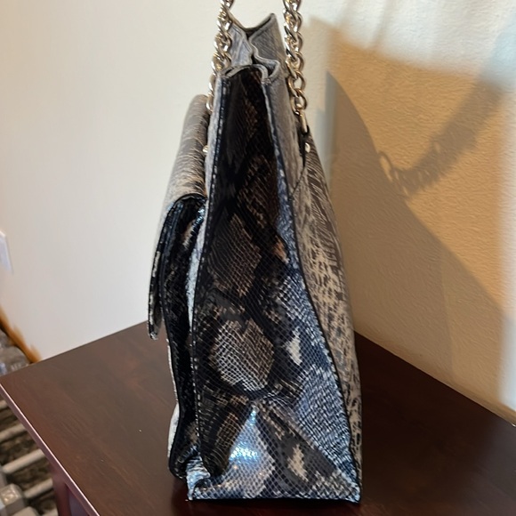 Kate Spade South Kensington Denee Tote. This bag exudes luxury. - Picture 9 of 12